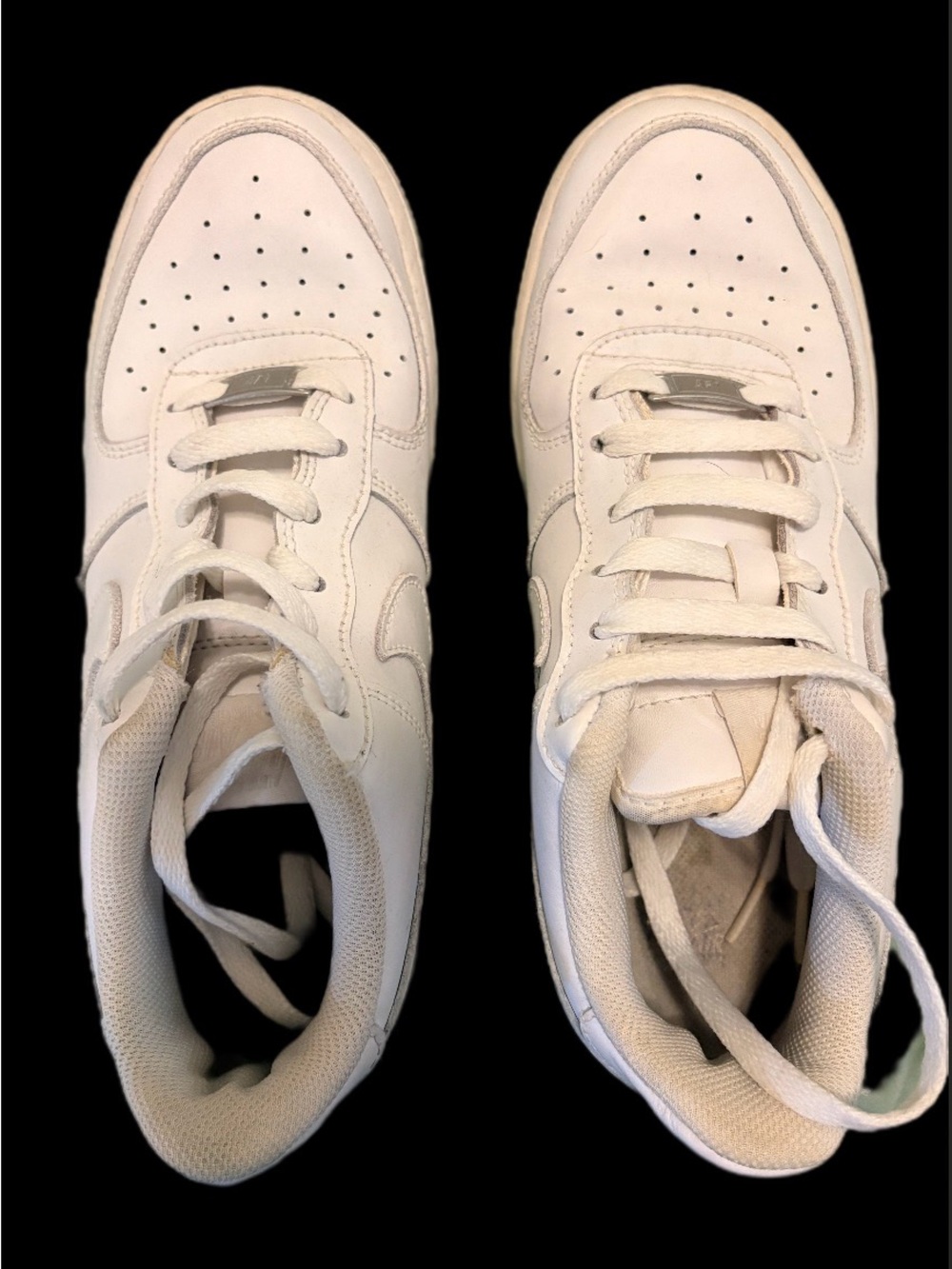 Nike Air Force White Athletic Sneakers - Men’s/Youth 6.5
